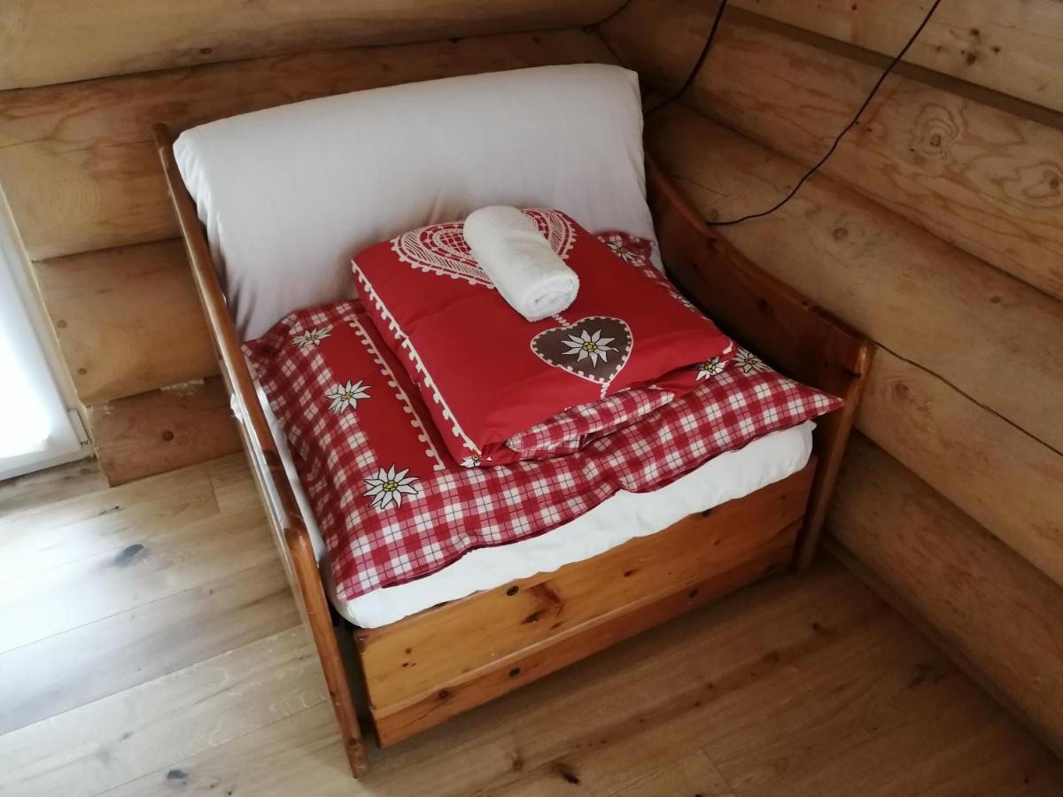 Nötsch Chalet Le Dorf מראה חיצוני תמונה